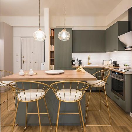 Chic And Comfort Home In Central เอเธนส์ ภายนอก รูปภาพ