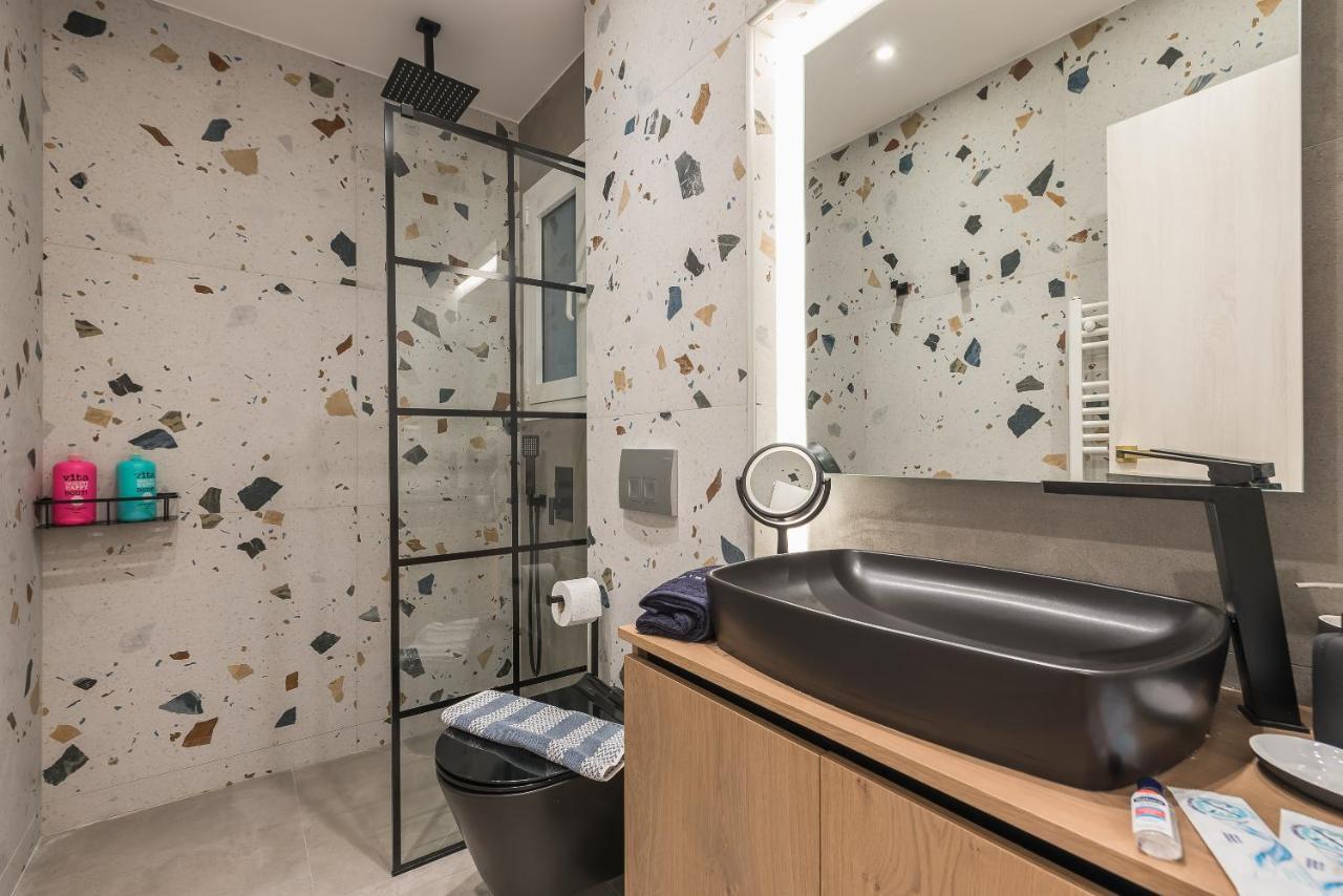 Chic And Comfort Home In Central เอเธนส์ ภายนอก รูปภาพ